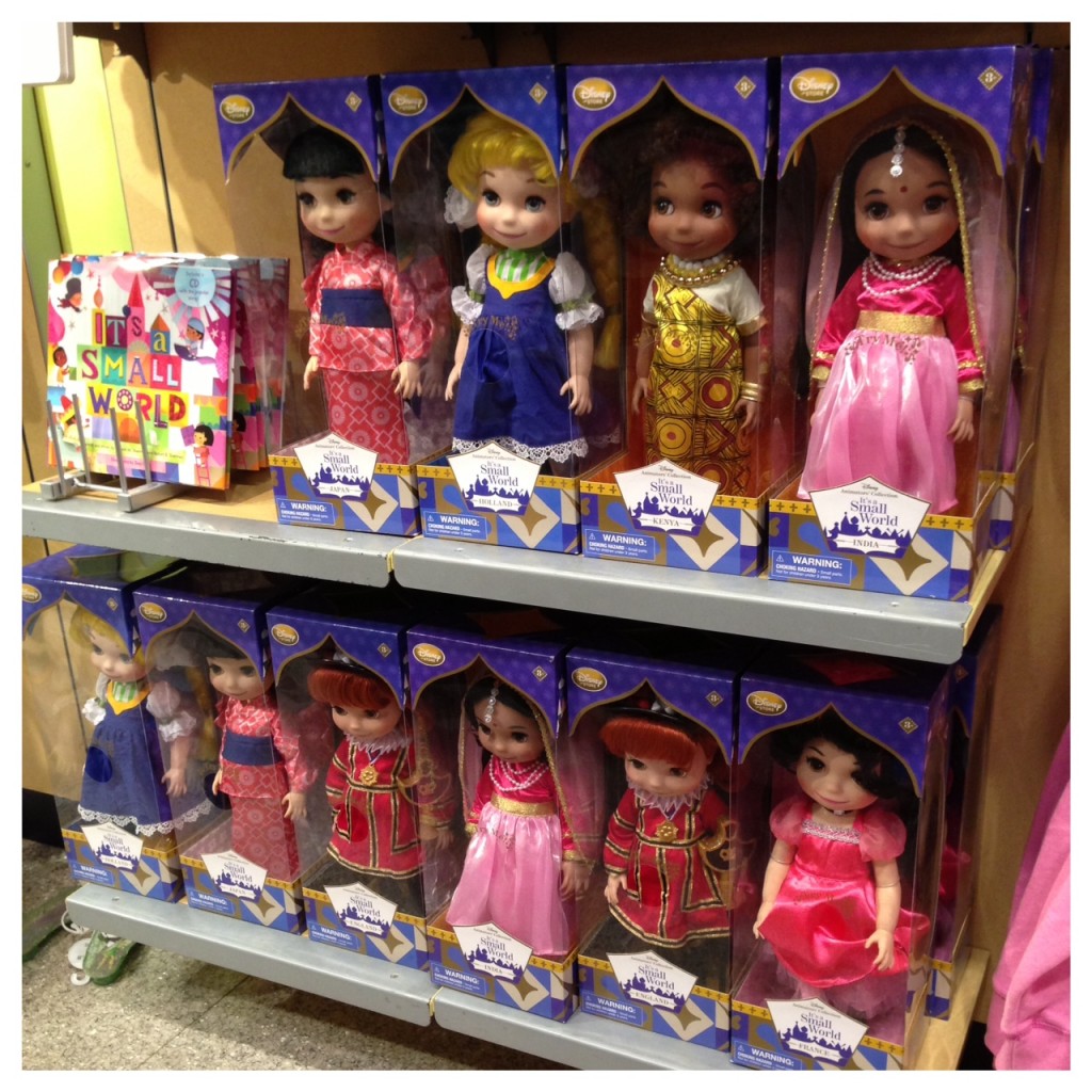 it's a small world singing dolls